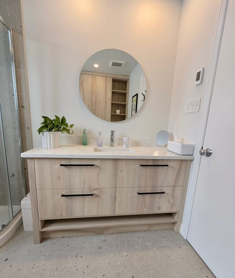 L'Apaisante — Baño