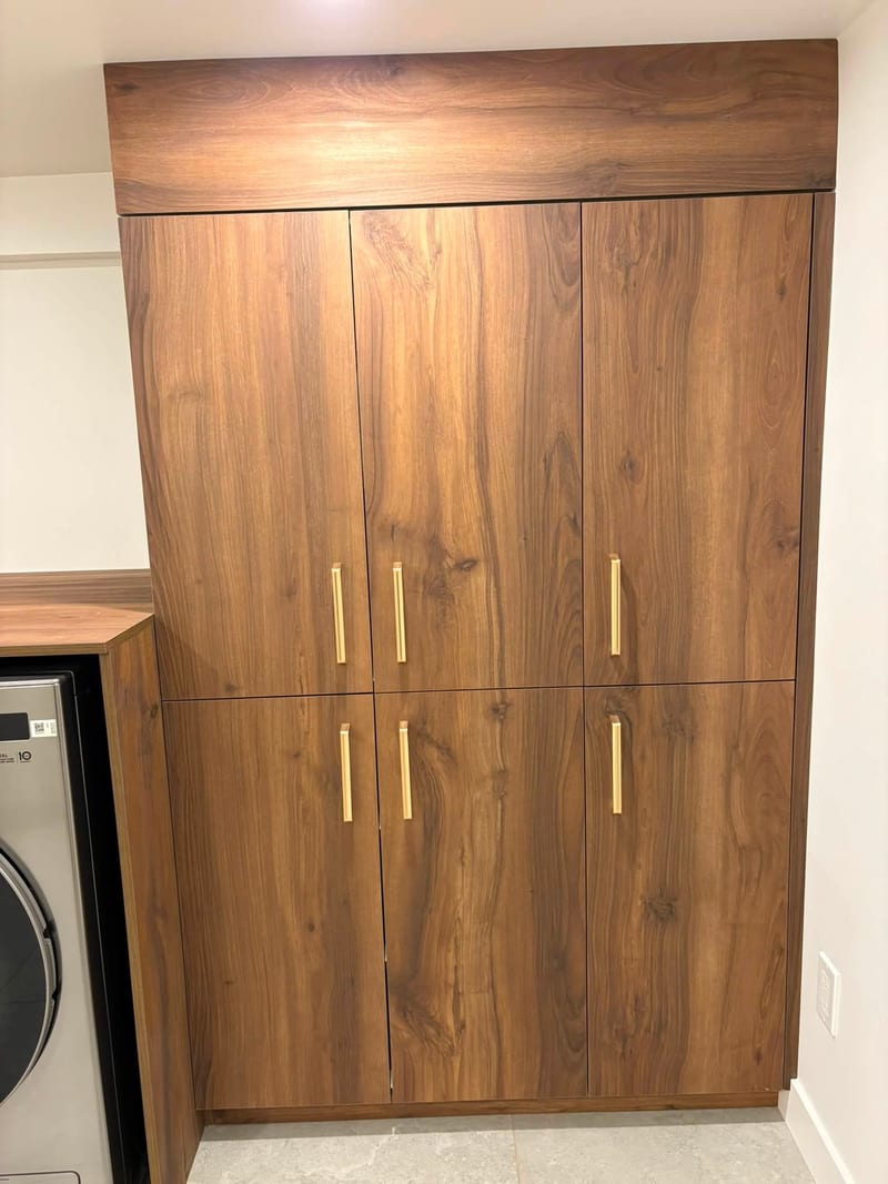 La Pratique — Laundry room