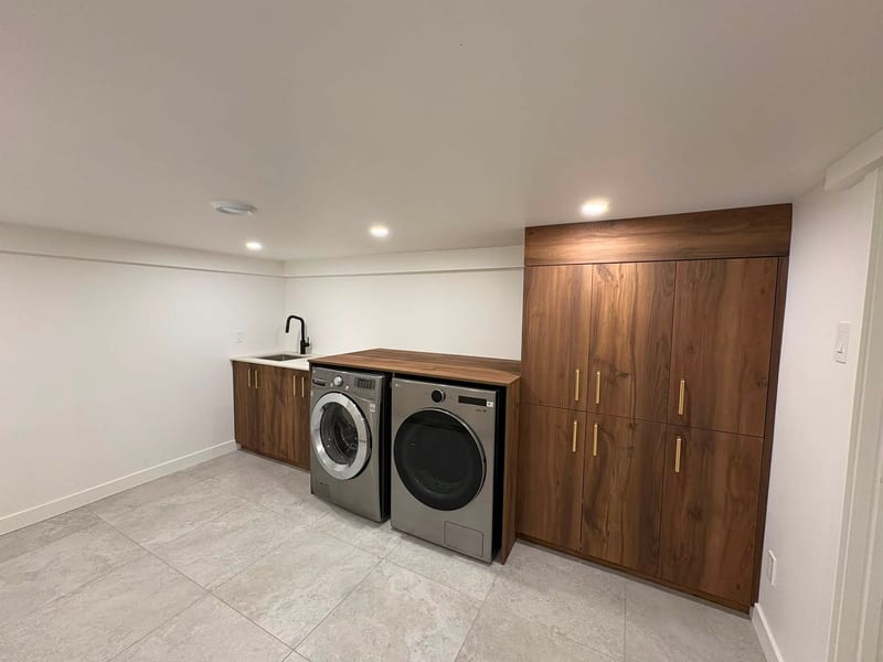 La Pratique — Meuble sur mesure · Contemporain