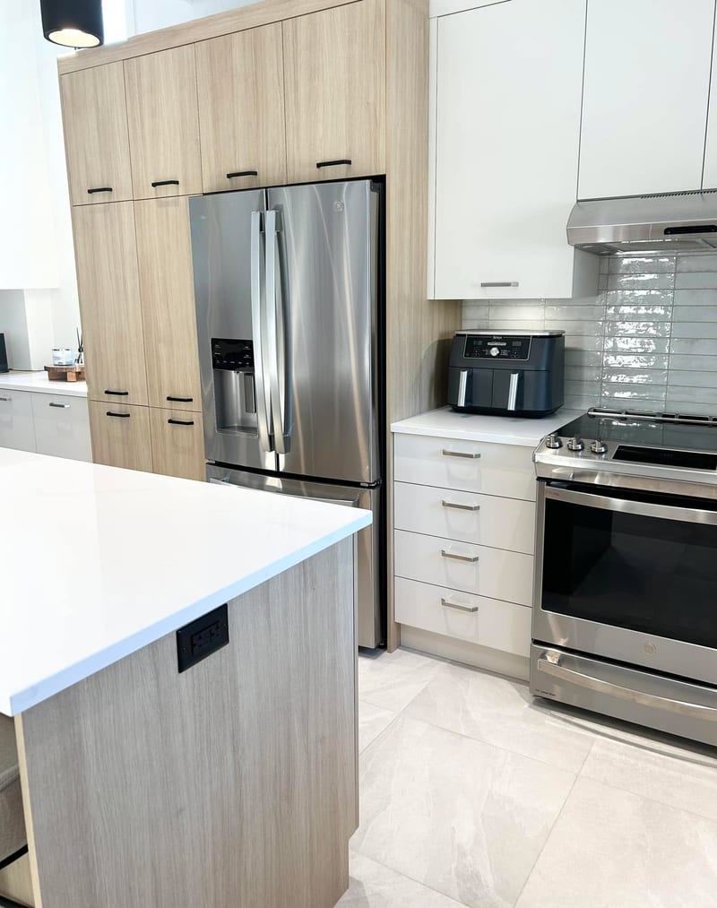 L'Éclaircie — Kitchen