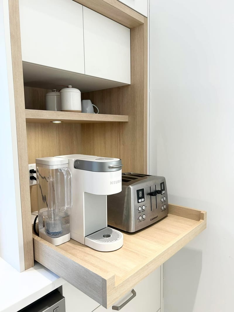 L'Éclaircie — Kitchen